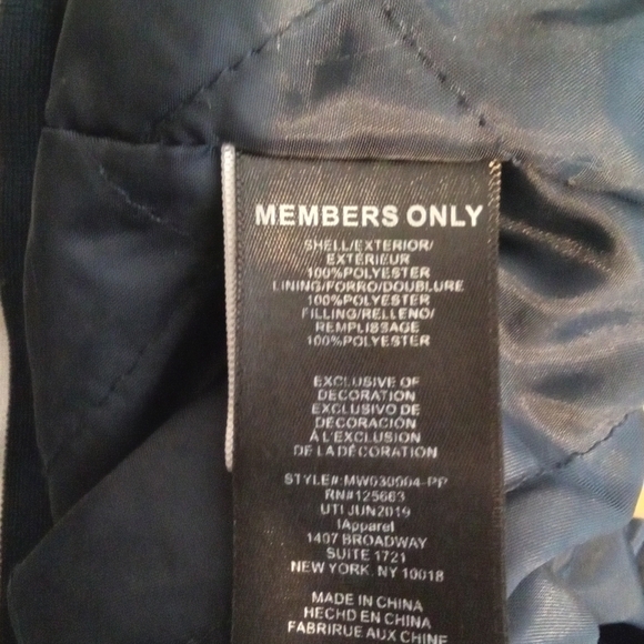 Members only men's looney tunes bomber jacket size extra large - Picture 8 of 10